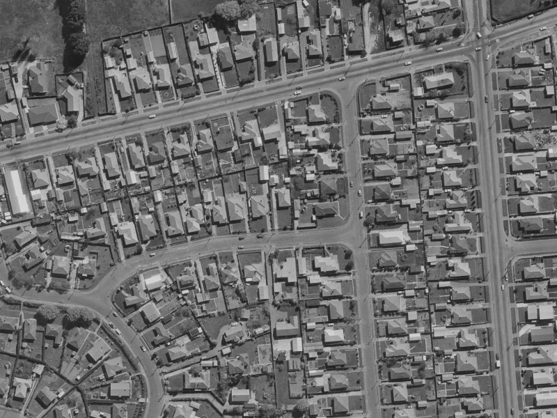 17 McIntyre Street from the air, 1970-1974