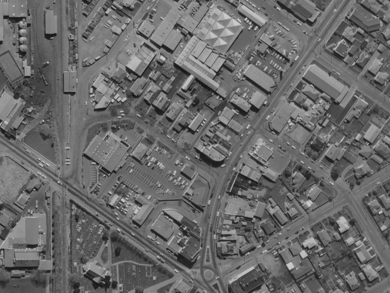 8 Winston Avenue from the air, 1970-1974
