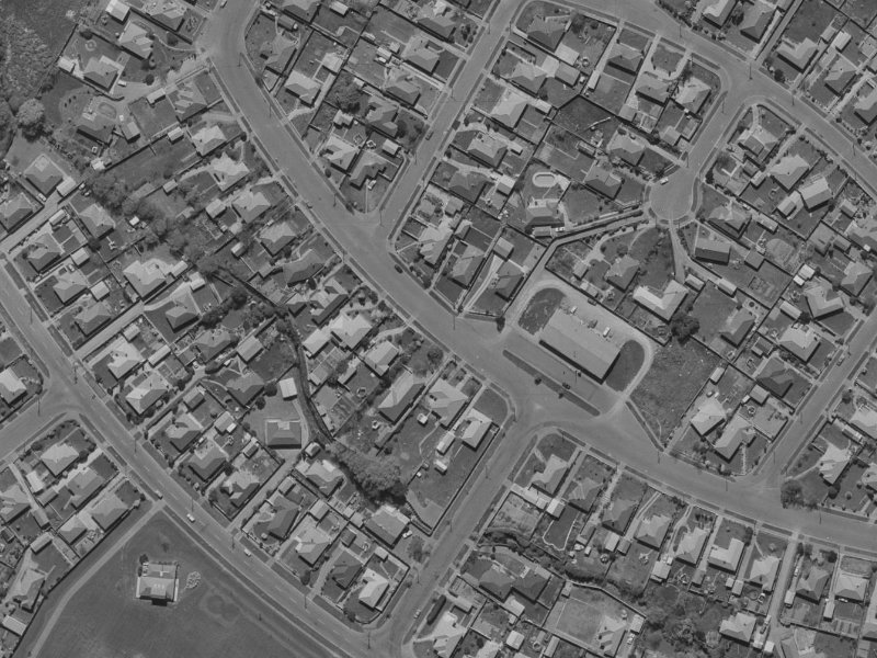 83 Harris Crescent from the air, 1970-1974