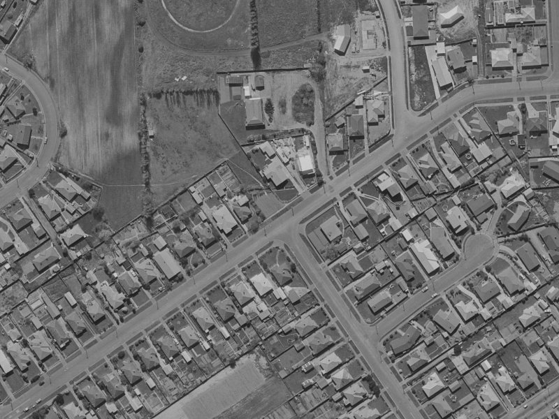 33 Kellys Road from the air, 1970-1974