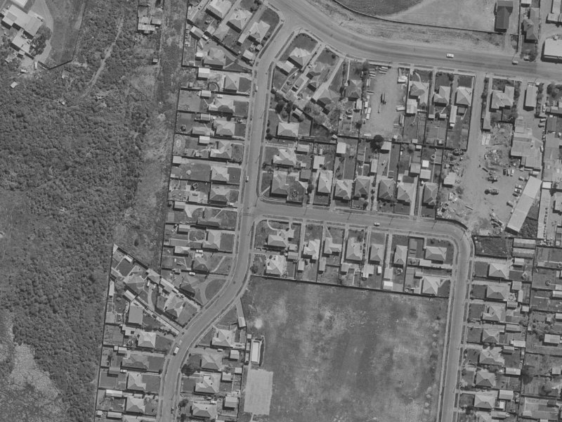 91 Willryan Avenue from the air, 1970-1974