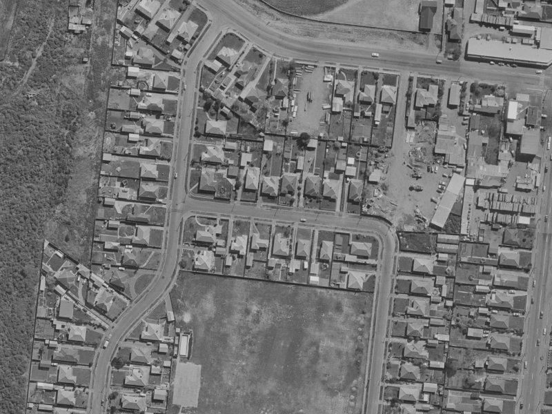 98 Willryan Avenue from the air, 1970-1974