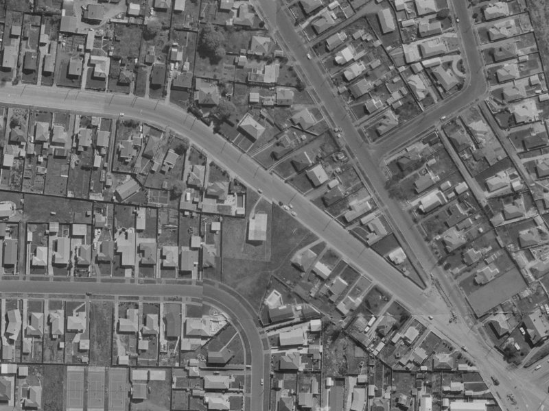 39 Rookwood Avenue from the air, 1970-1974