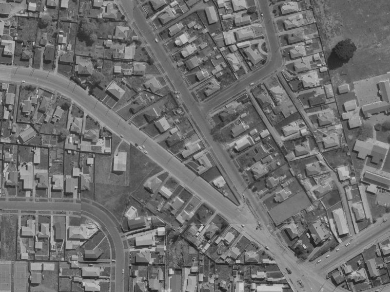 100 Marriotts Road from the air, 1970-1974