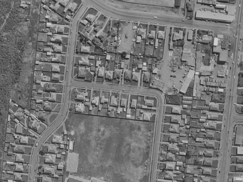 94 Willryan Avenue from the air, 1970-1974