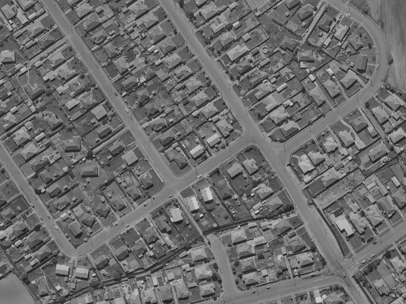 6 Glenfield Crescent from the air, 1970-1974