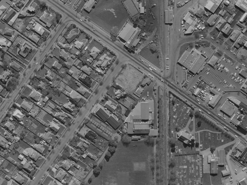 Fendalton Road from the air, 1970-1974