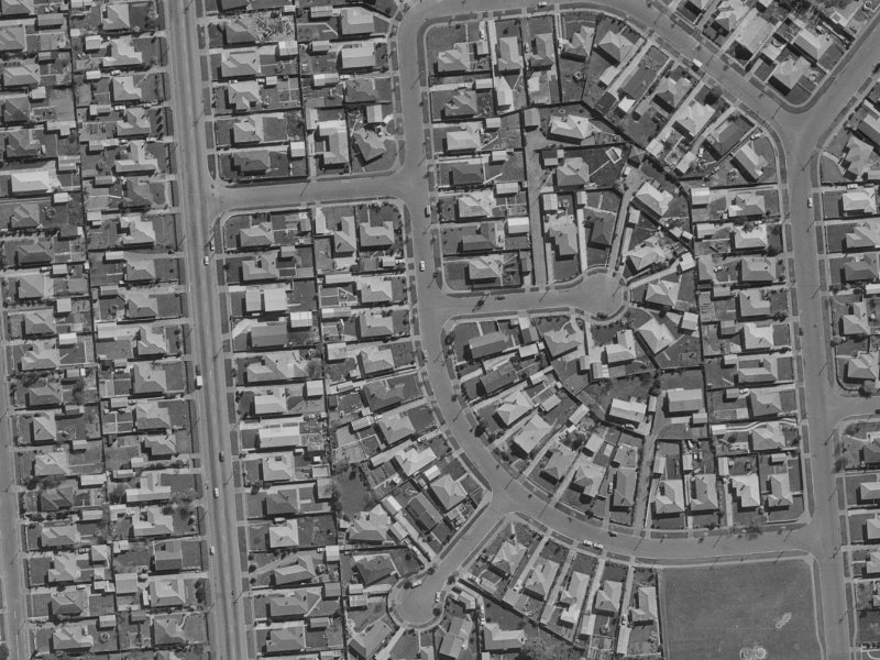 26 Vardon Crescent from the air, 1970-1974