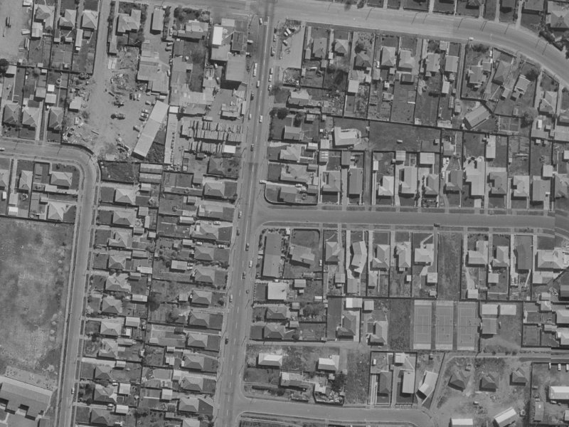8 Palmers Road from the air, 1970-1974