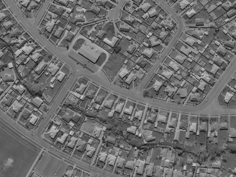 71 Harris Crescent from the air, 1970-1974