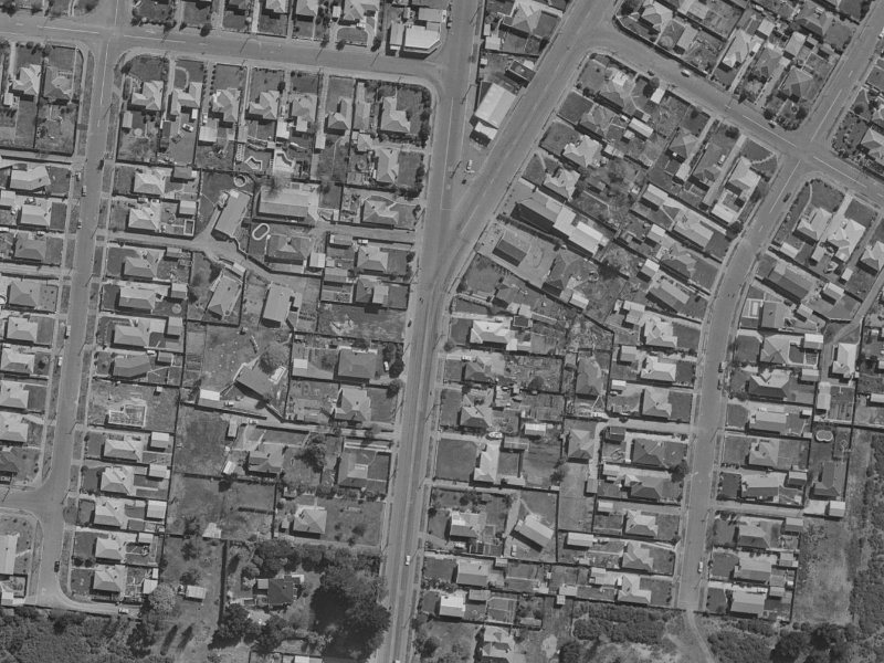 46-48 Bassett Street from the air, 1970-1974