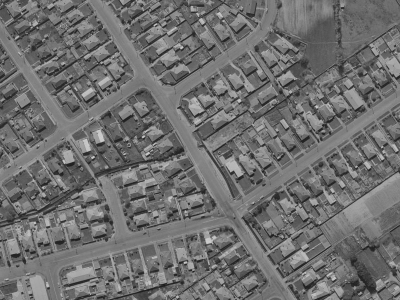 25 Philpotts Road from the air, 1970-1974