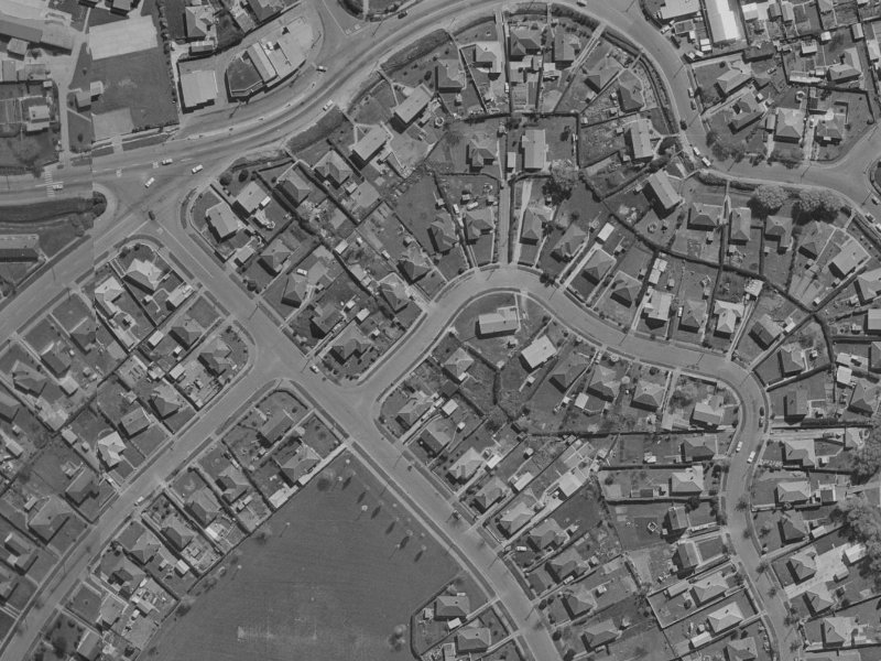 47 Bellbrook Crescent from the air, 1970-1974