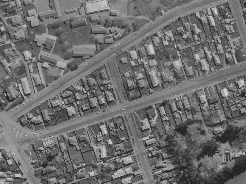7/31 Grantley Street from the air, 1970-1974