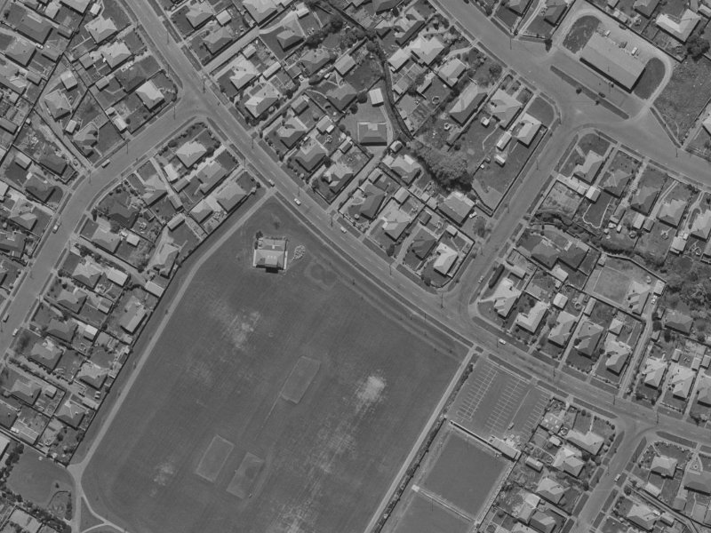198 Condell Avenue from the air, 1970-1974
