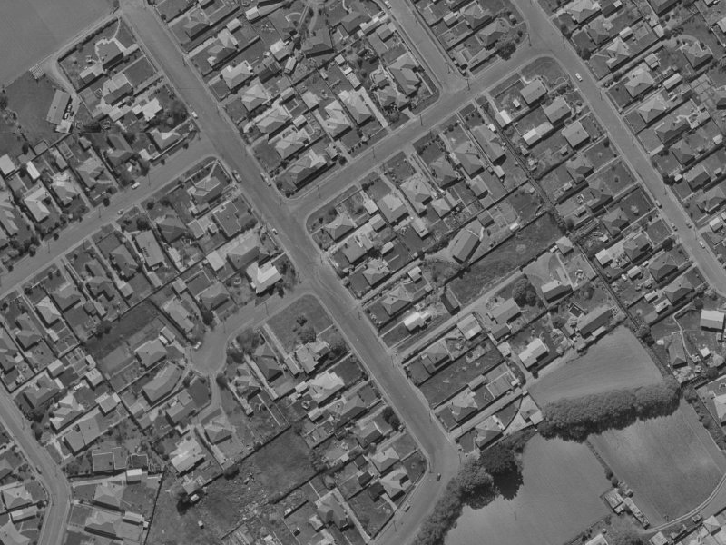30 Croziers Road from the air, 1970-1974