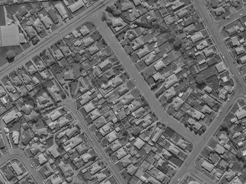 15 Manuka Street from the air, 1970-1974