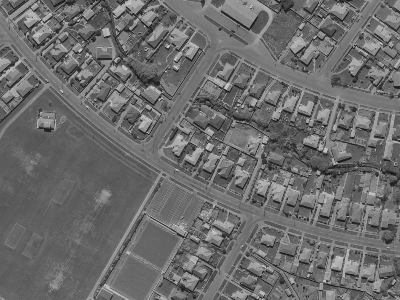 190 Condell Avenue from the air, 1970-1974