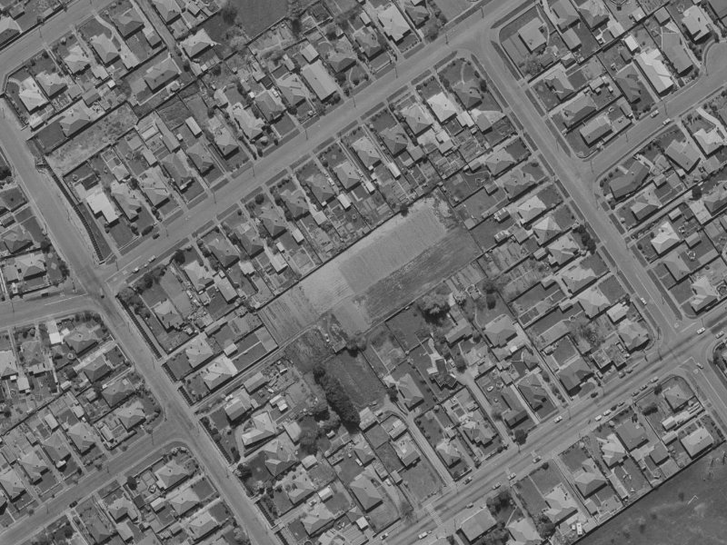 7 Payling Lane from the air, 1970-1974