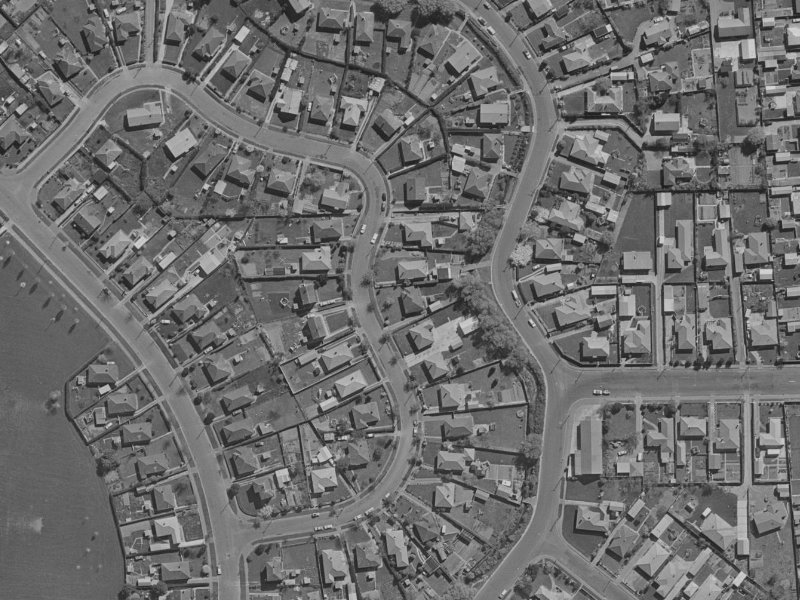 28 Bellbrook Crescent from the air, 1970-1974
