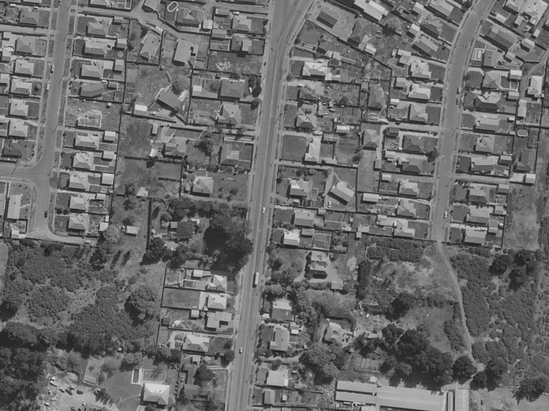 34 Bassett Street from the air, 1970-1974