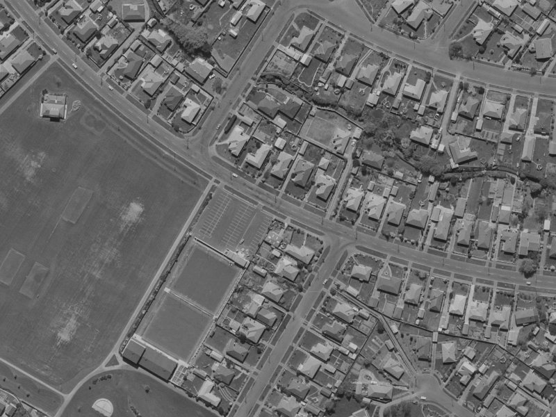 184 Condell Avenue from the air, 1970-1974