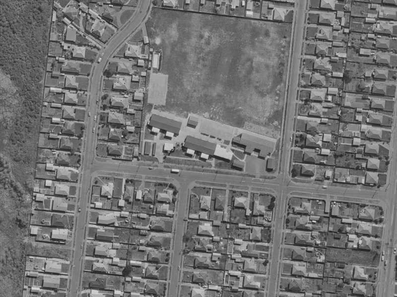 7 Sandy Avenue from the air, 1970-1974