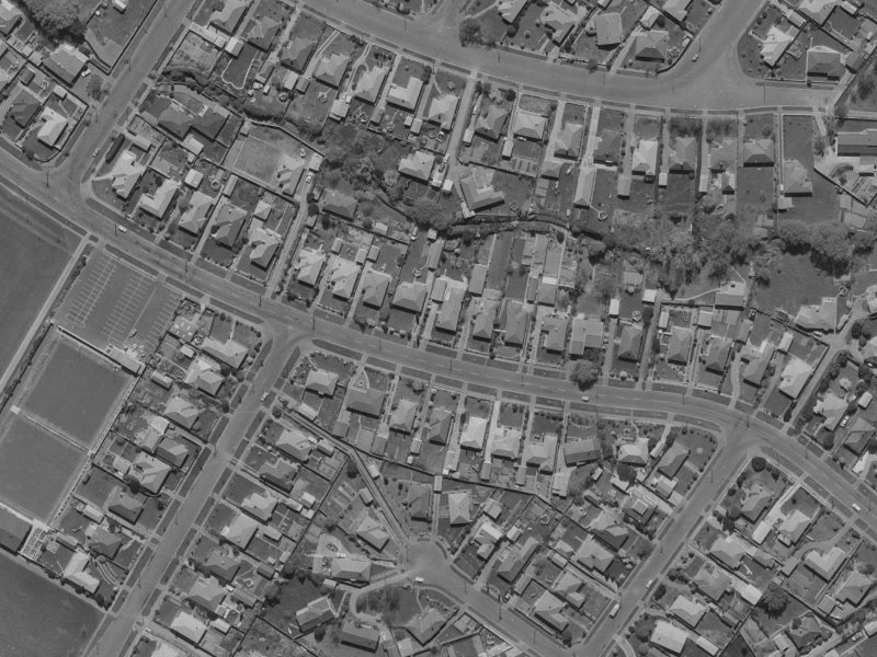 168 Condell Avenue from the air, 1970-1974