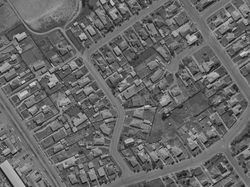 14 Esperance Street from the air, 1970-1974