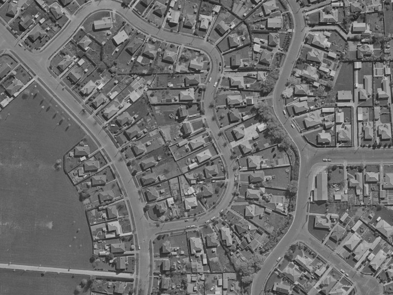 Bellbrook Crescent from the air, 1970-1974