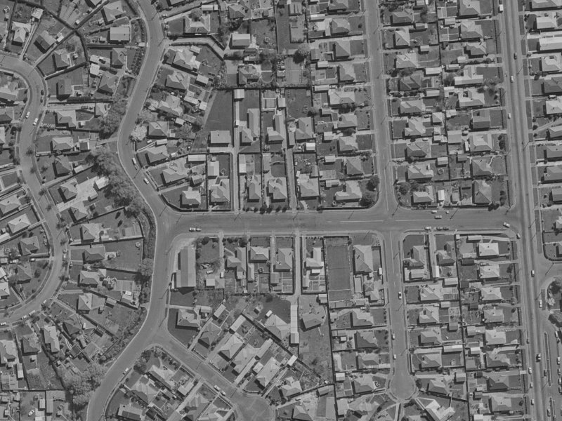 11 Voss Street from the air, 1970-1974