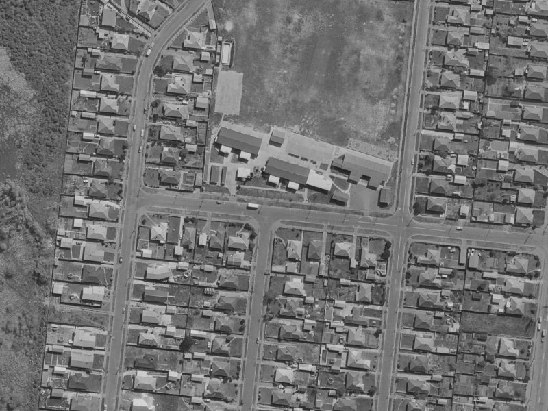 9 Sandy Avenue from the air, 1970-1974
