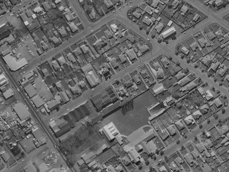 30 Frank Street from the air, 1970-1974