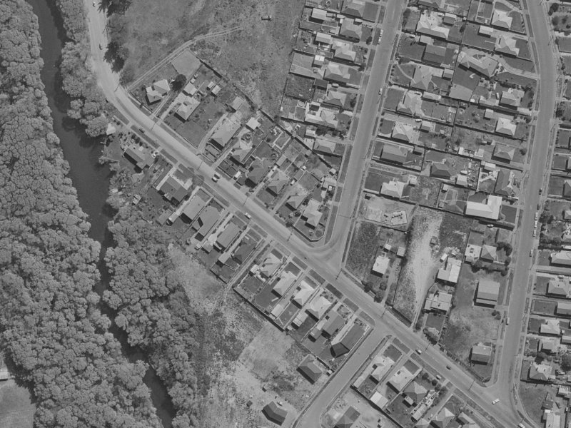 36 Lake Terrace Road from the air, 1970-1974