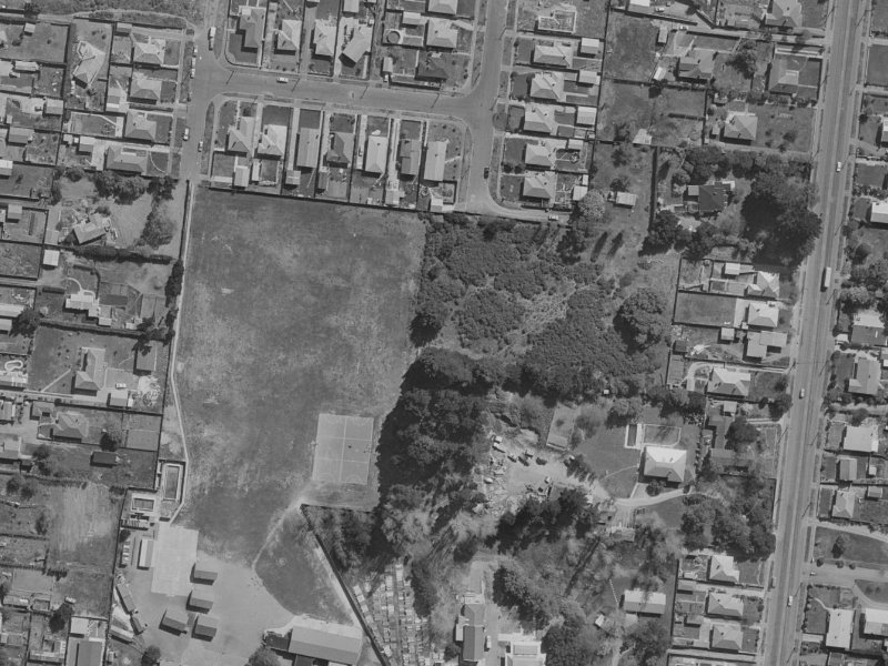 2 Anne Ward Lane from the air, 1970-1974