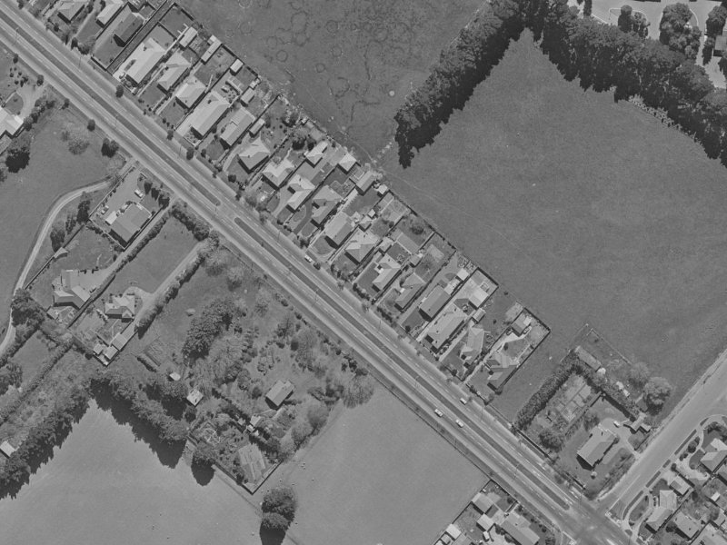 384 Memorial Avenue from the air, 1970-1974