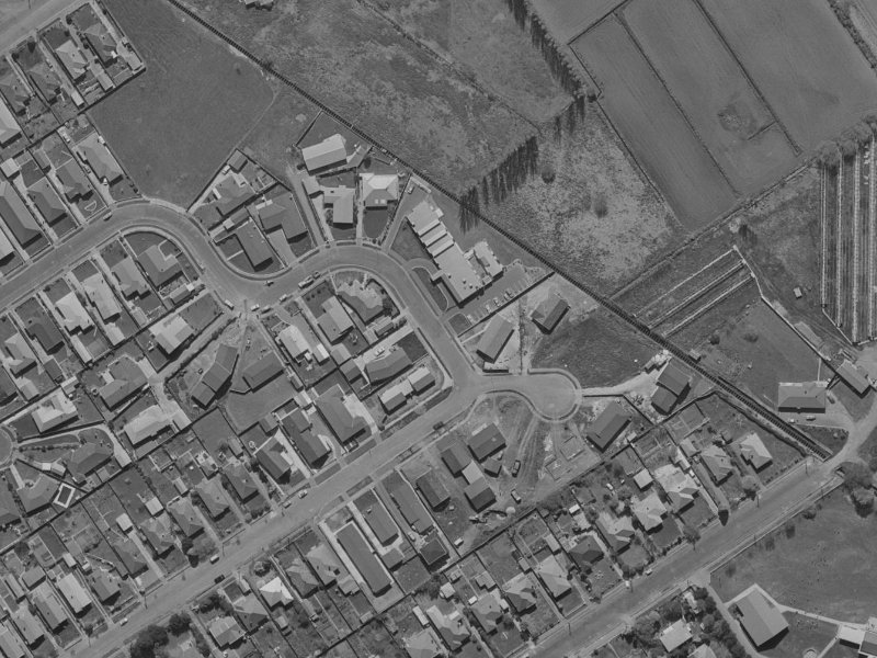 33 Erica Street from the air, 1970-1974