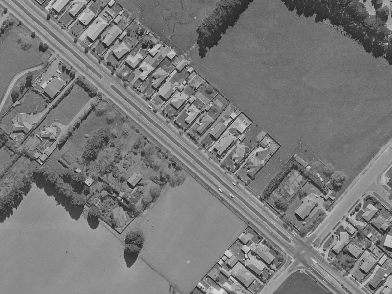 382 Memorial Avenue from the air, 1970-1974