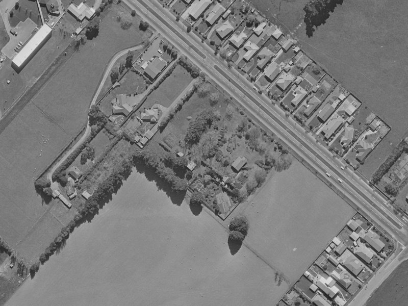 24D Crosdale Place from the air, 1970-1974