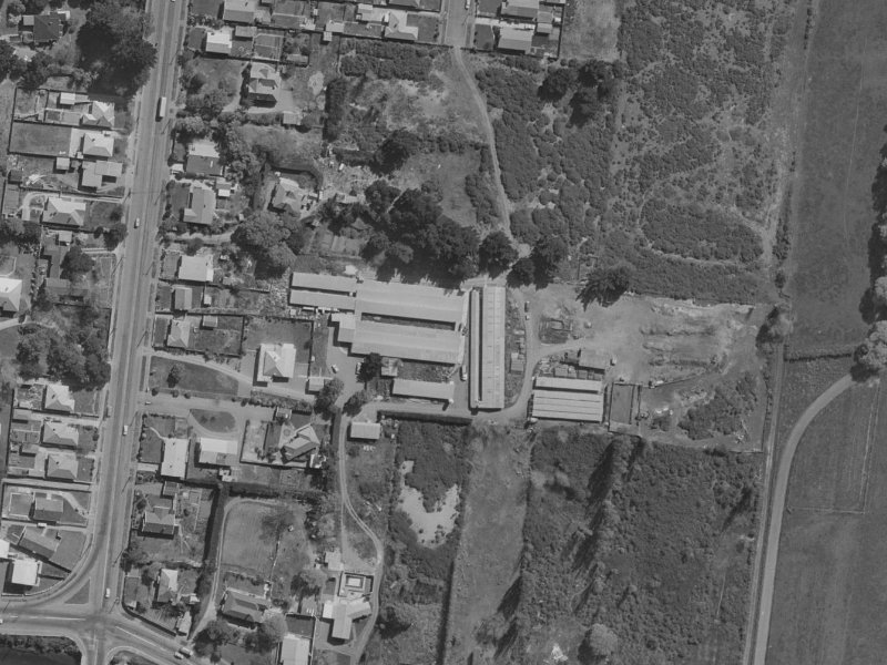 9 Heriott Close from the air, 1970-1974