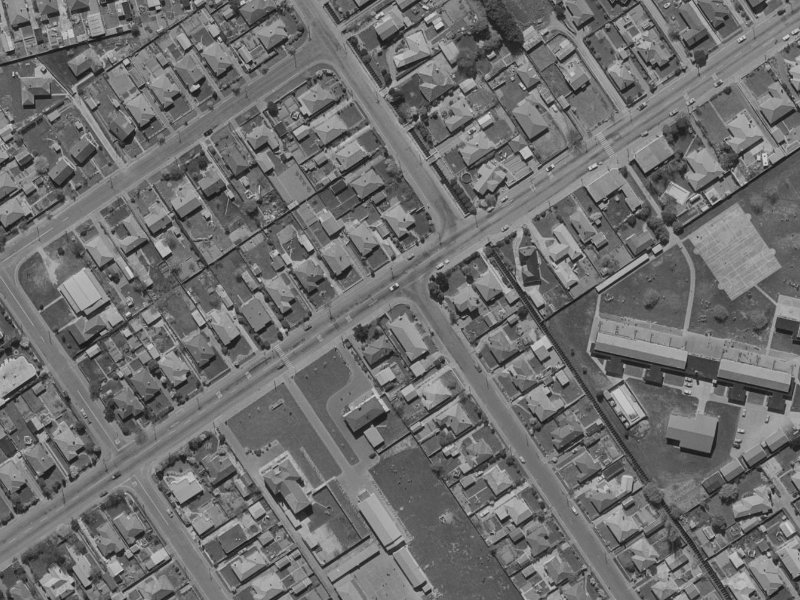 65 Kensington Avenue from the air, 1970-1974