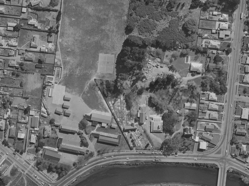3 Tobin Lane from the air, 1970-1974