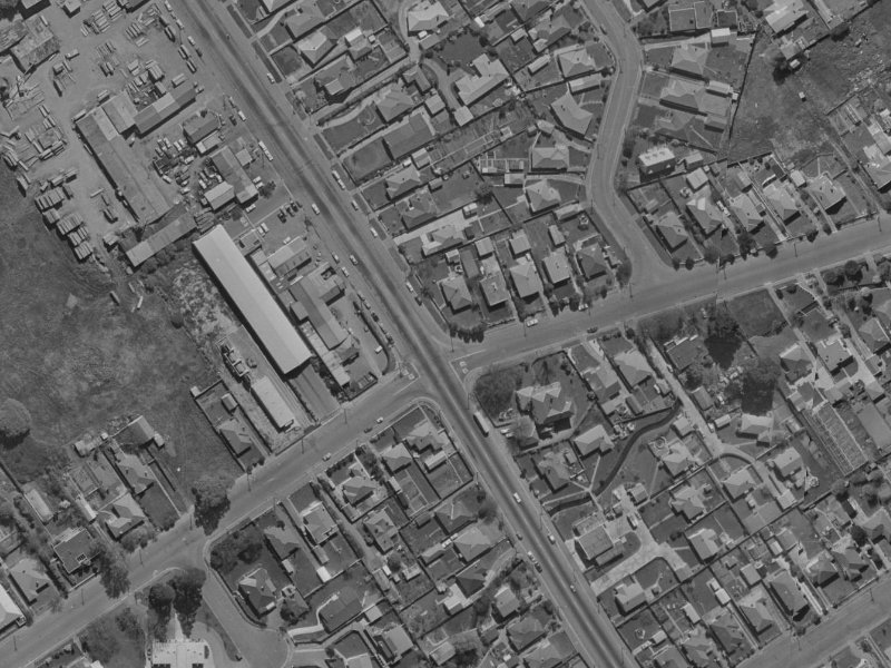 286 Cranford Street from the air, 1970-1974