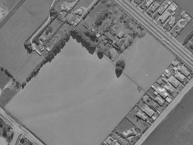 16 Crosdale Place from the air, 1970-1974