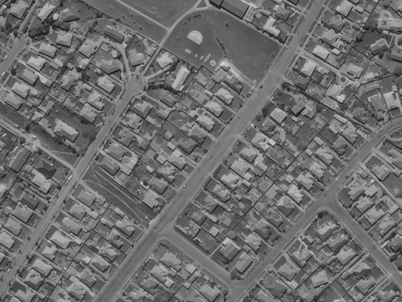 31 Jennifer Street from the air, 1970-1974