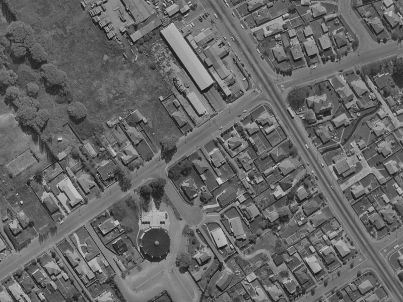 88 McFaddens Road from the air, 1970-1974