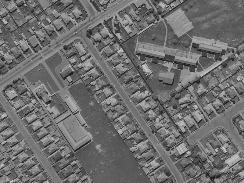 55 Kensington Avenue from the air, 1970-1974