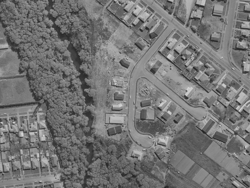 20 De Ville Place from the air, 1970-1974