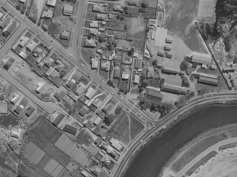 4 Lake Terrace Road from the air, 1970-1974