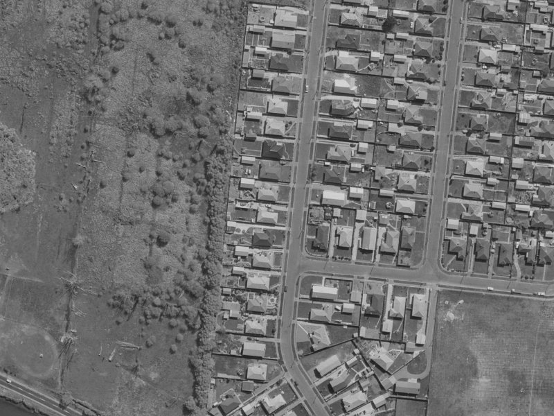 29 Wattle Drive from the air, 1970-1974